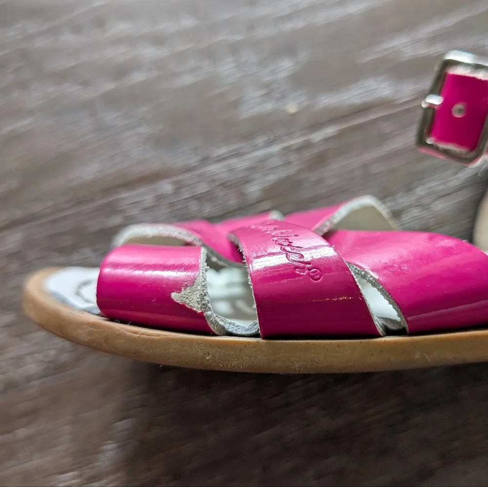 Saltwater Pink Original Strappy Sandals Size 8